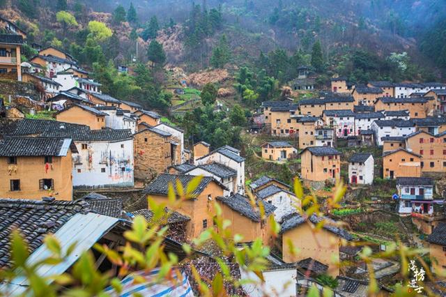 土楼在哪里(安徽皖南藏有300年历史的土楼) 旅行  第2张