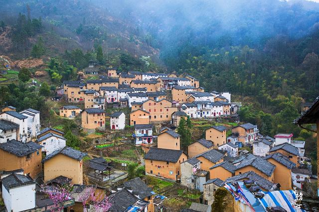 土楼在哪里(安徽皖南藏有300年历史的土楼) 旅行  第1张